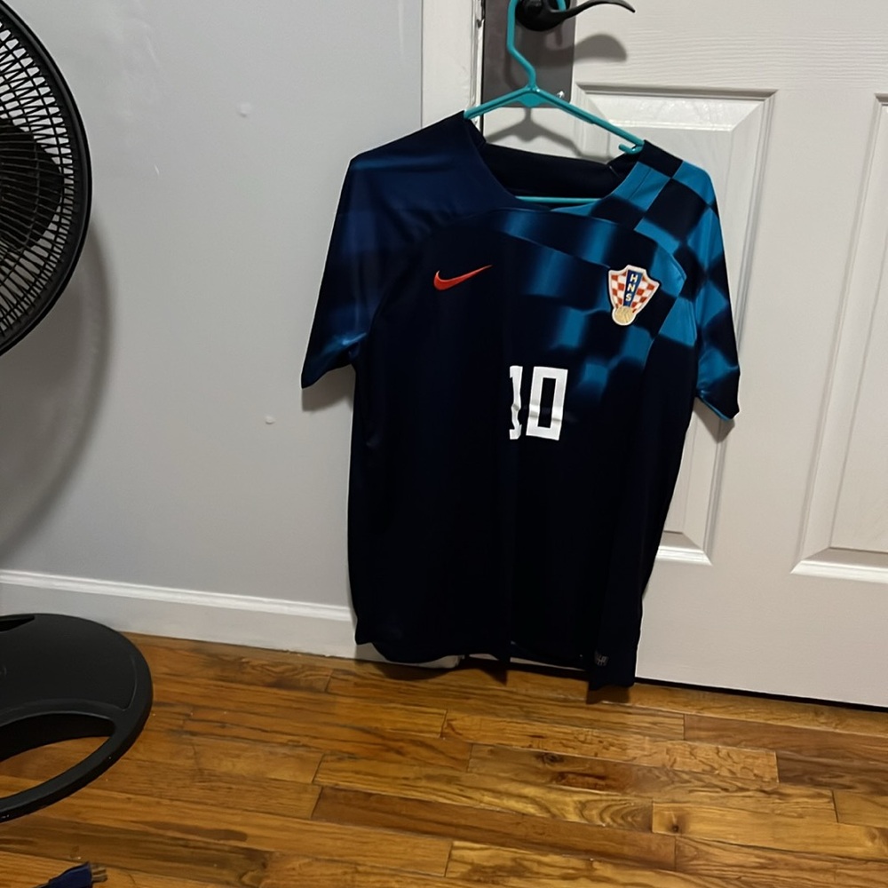 Modric - Picture 4 of 4